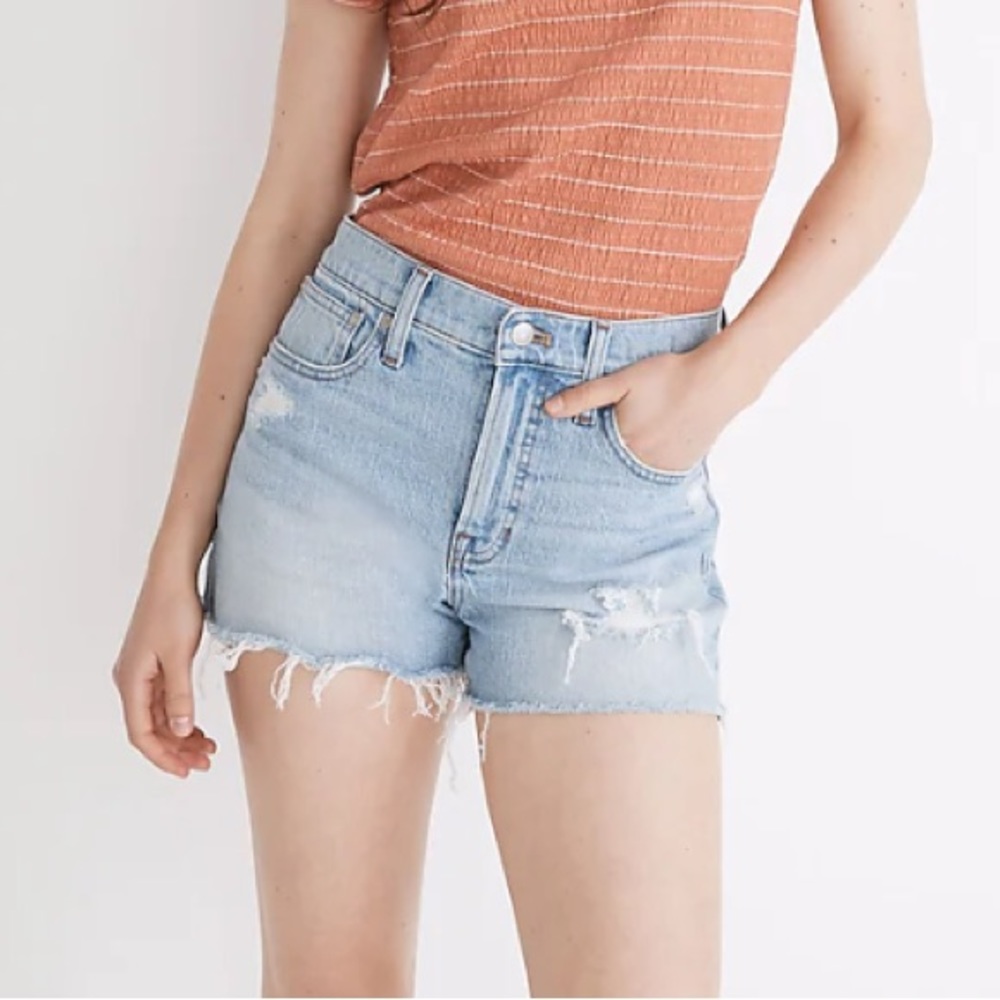 NWT Madewell The Perfect Vintage Jean Short in Fiore Wash: Destroyed Edition